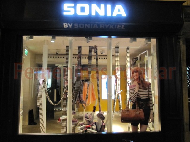 Sonia Paris 2011
